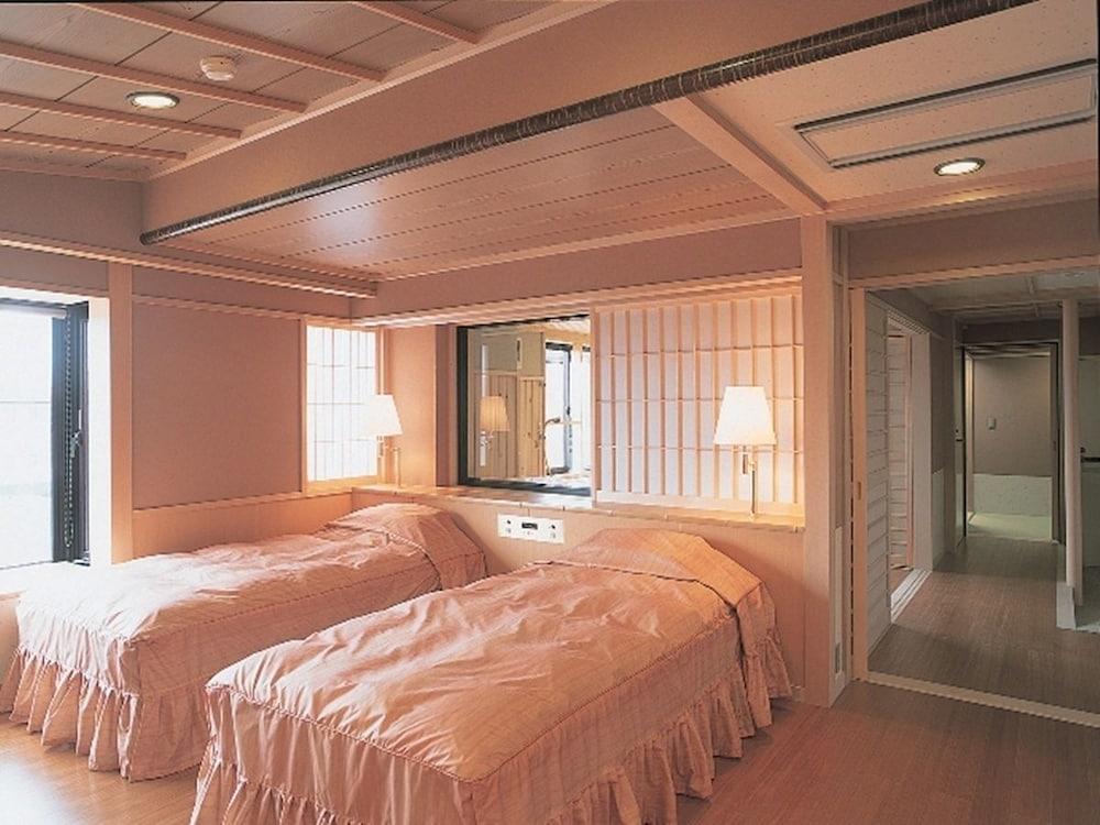 Yunokawa Kanko Shoen 3*