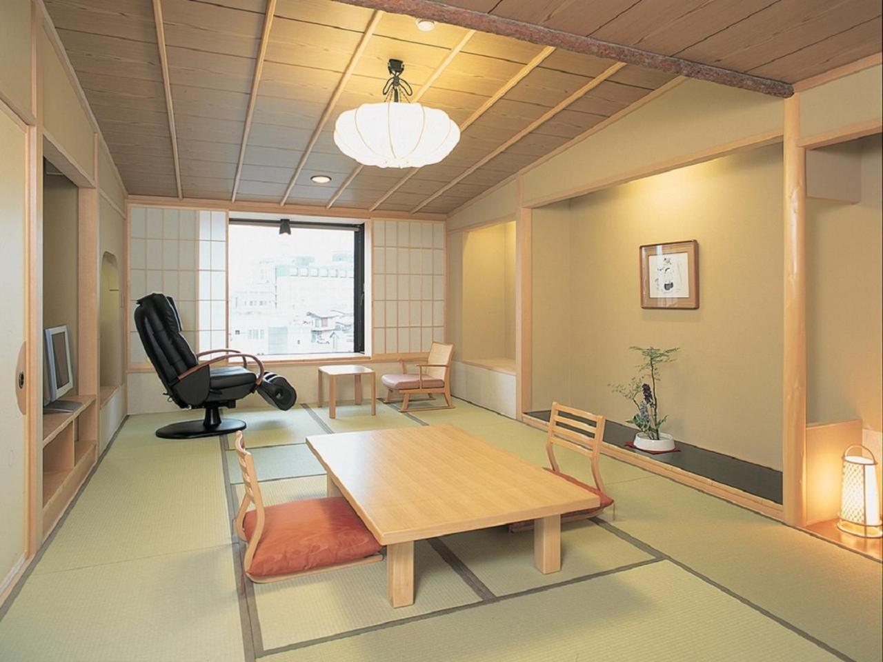 旅館 湯の川 観光ホテル 祥苑 3*